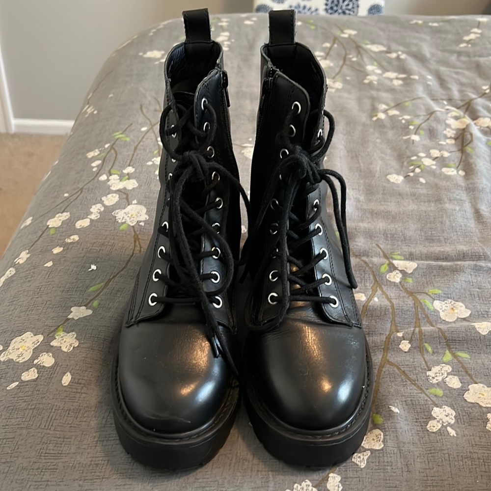 Steve Madden Combat boots